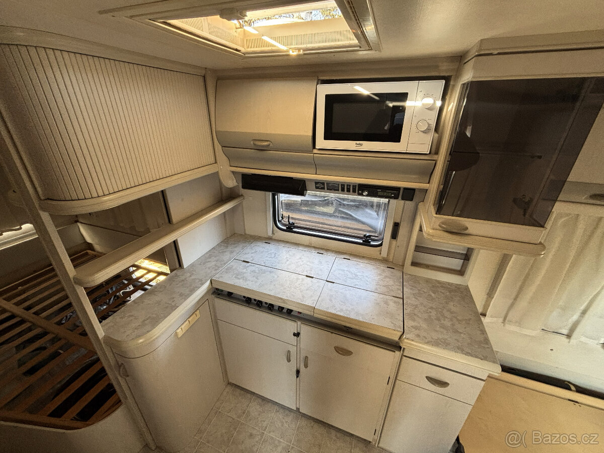 Karavan Hobby 495 - 8