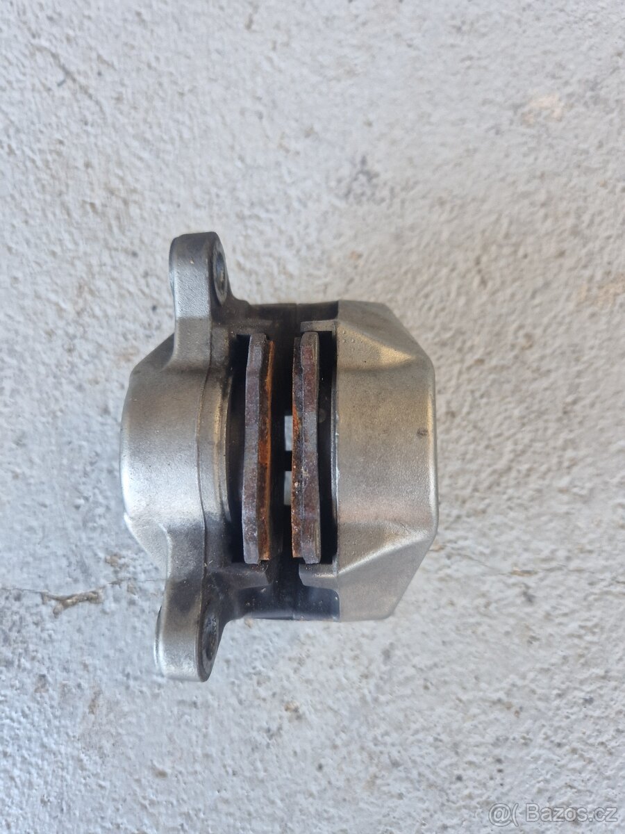 čerpadlo brzda zadní brzdové třmeny Ducati 1098 1198 848 - 8