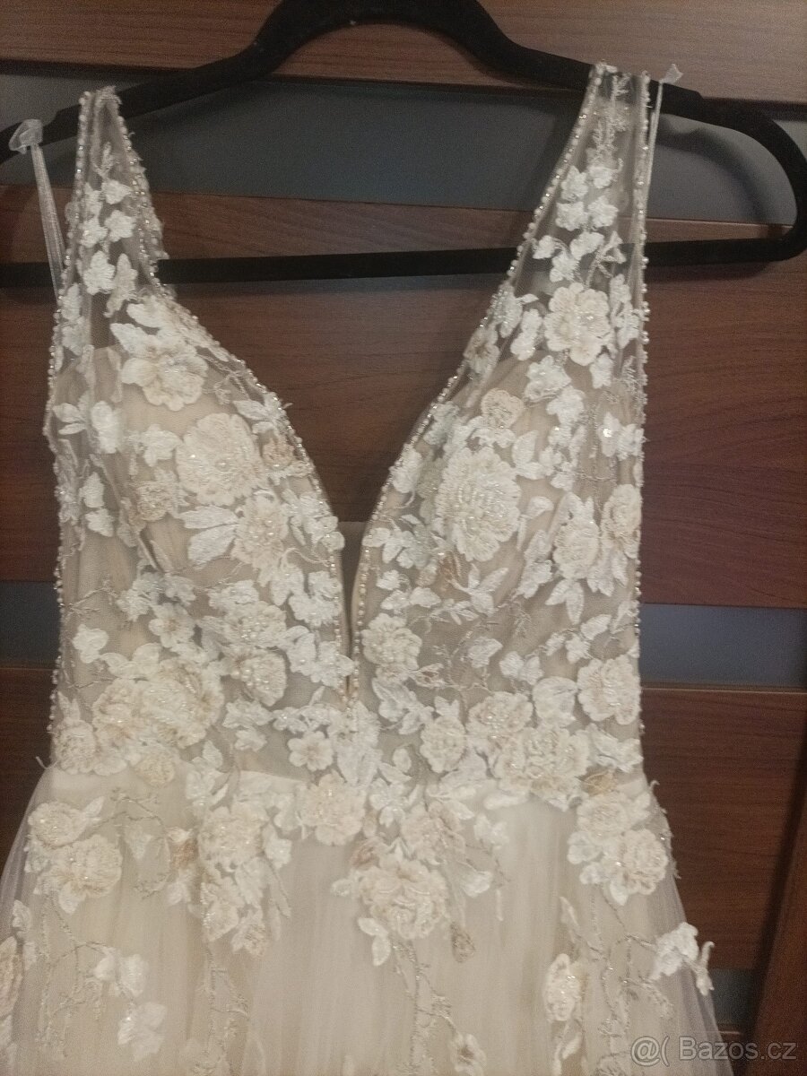 Svatební šaty - 8