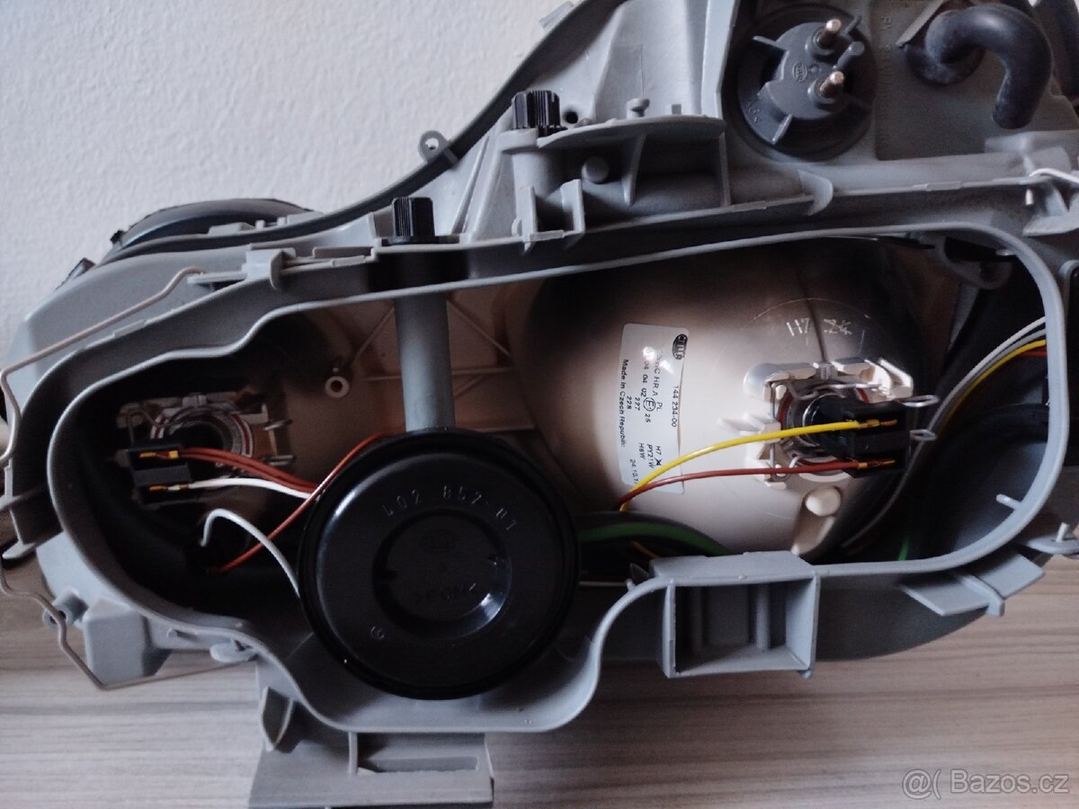 Mercedes W210 předfacelift – nové světlomety HELLA - 8