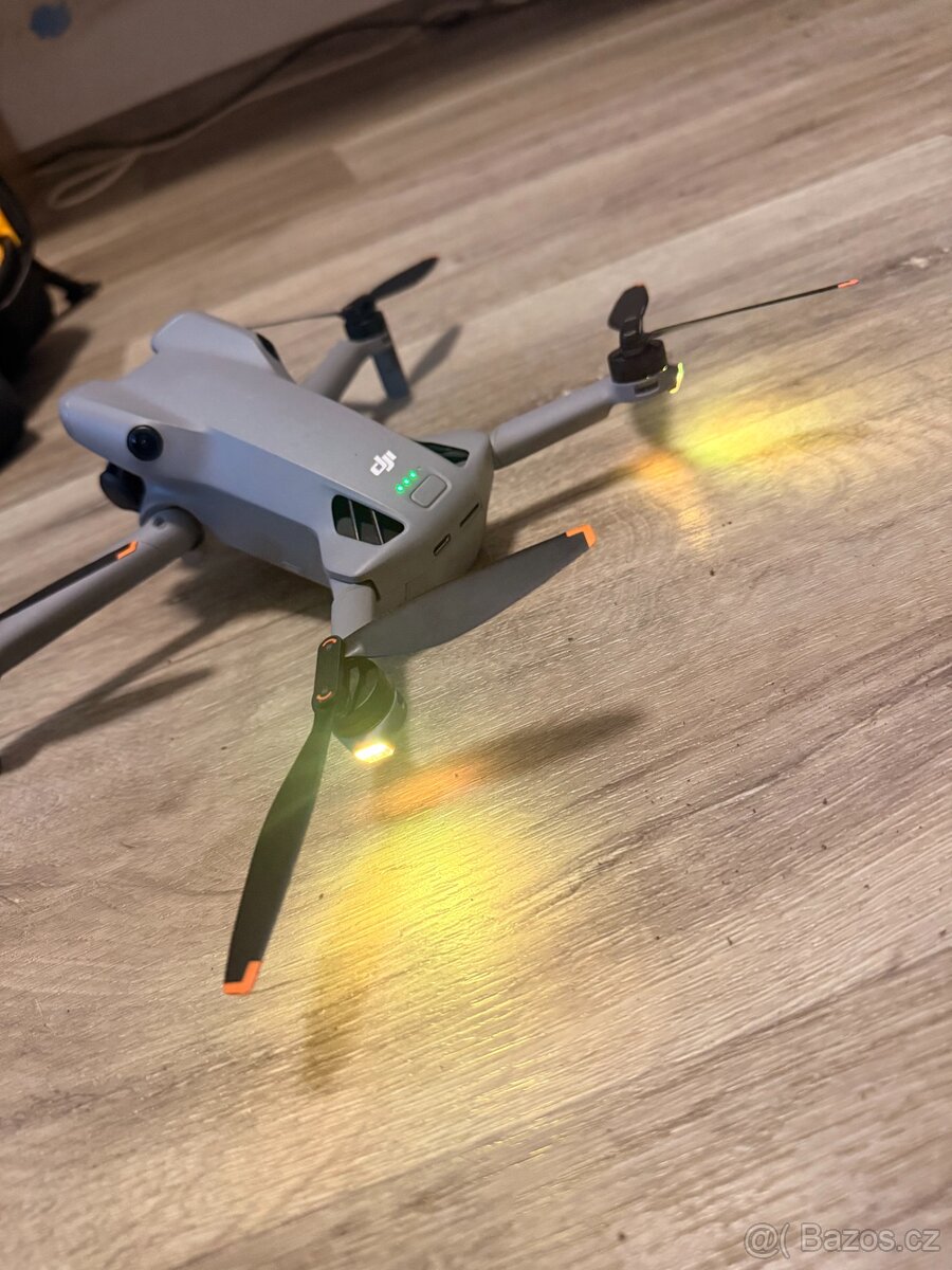 DJI Mini 5 Pro Fly More Combo (DJI RC2) - 8
