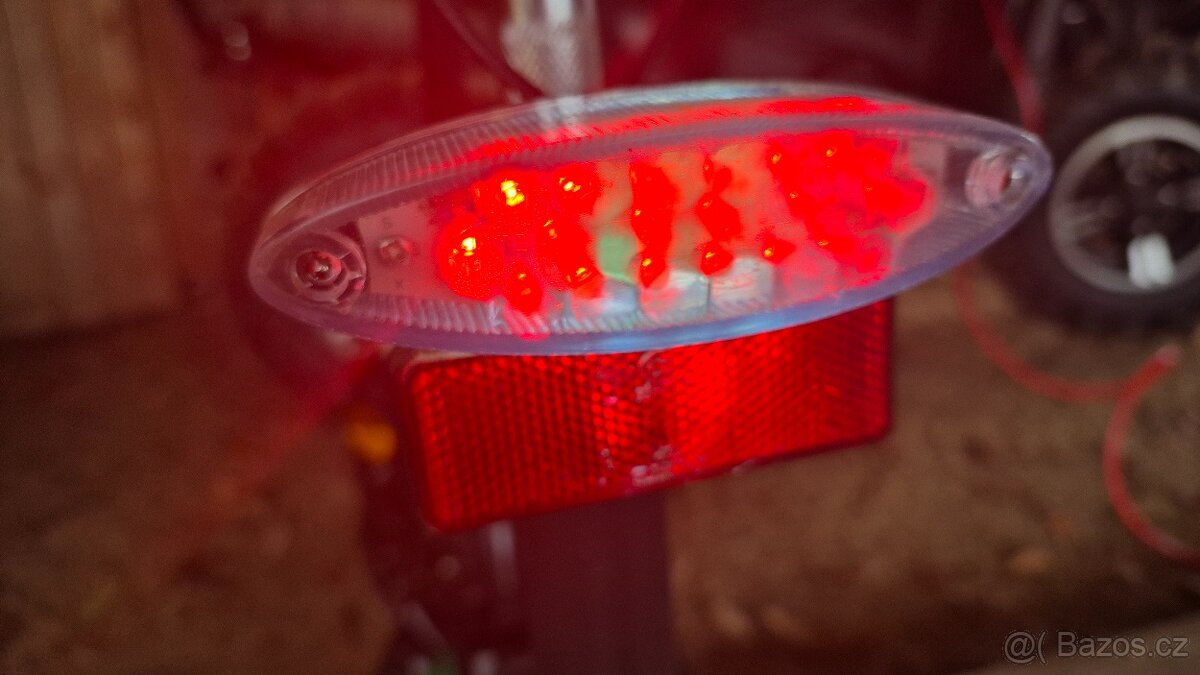 Elektrokoloběžka X Scooters XT01 1000W - 8