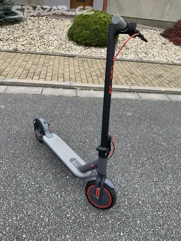 Elektrokoloběžka AERIUM AOVO PRO černá - 8