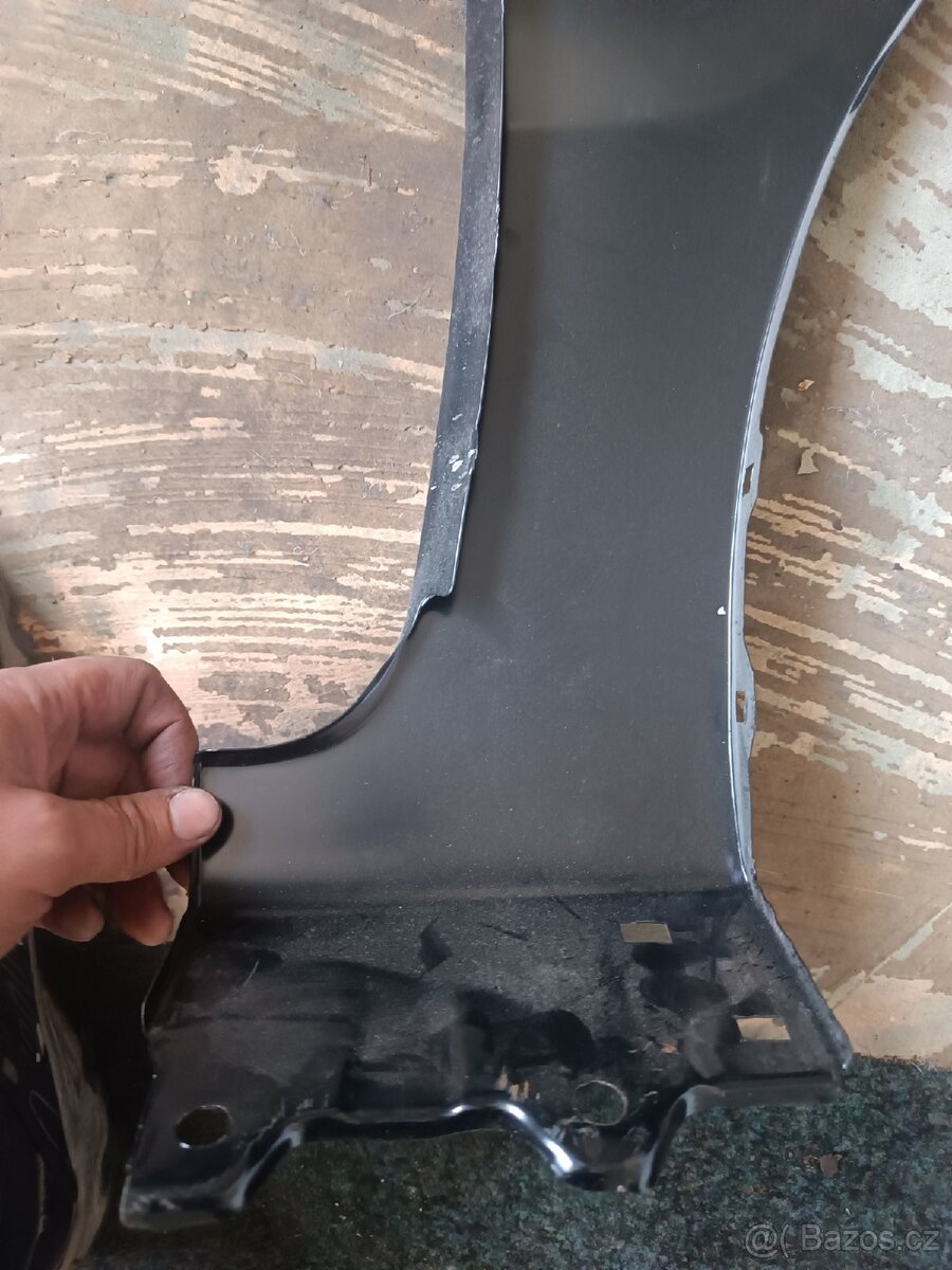 Blatník Volvo V40 a S40 do r.v.2000 - 8