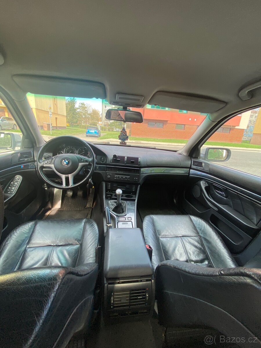 BMW E39 - 8