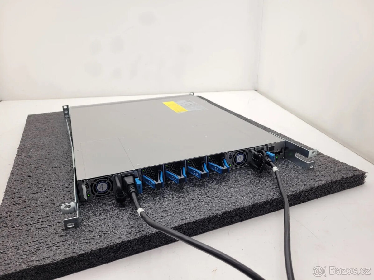 Cisco Nexus 3232C Switch 32 x QSFP28 100gbit (2r záruka) - 8
