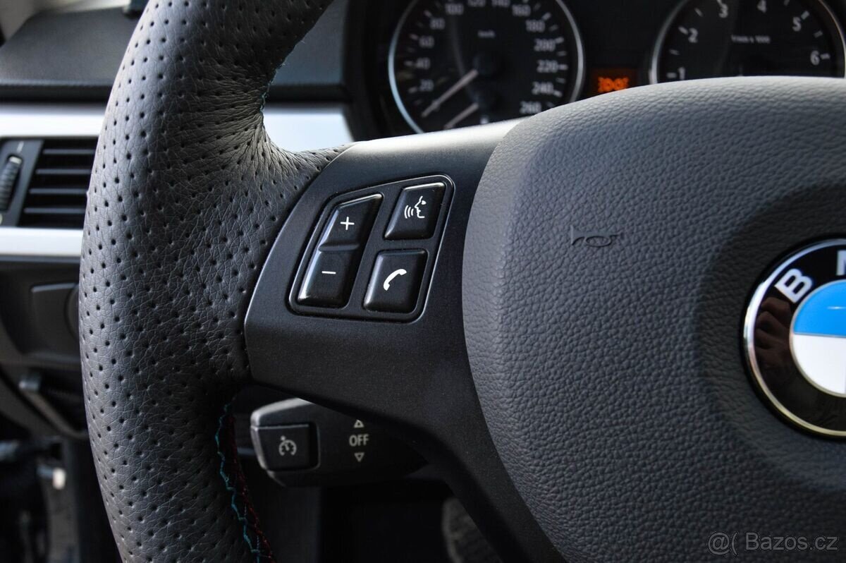 BMW E90 Rad 3 325i A/T - 8