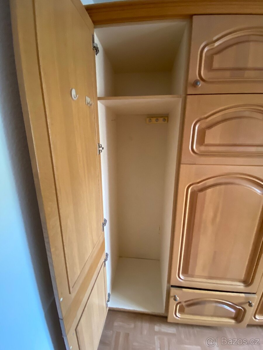 Hnědá kuchyňská linka z Německa se spotřebiči - 8