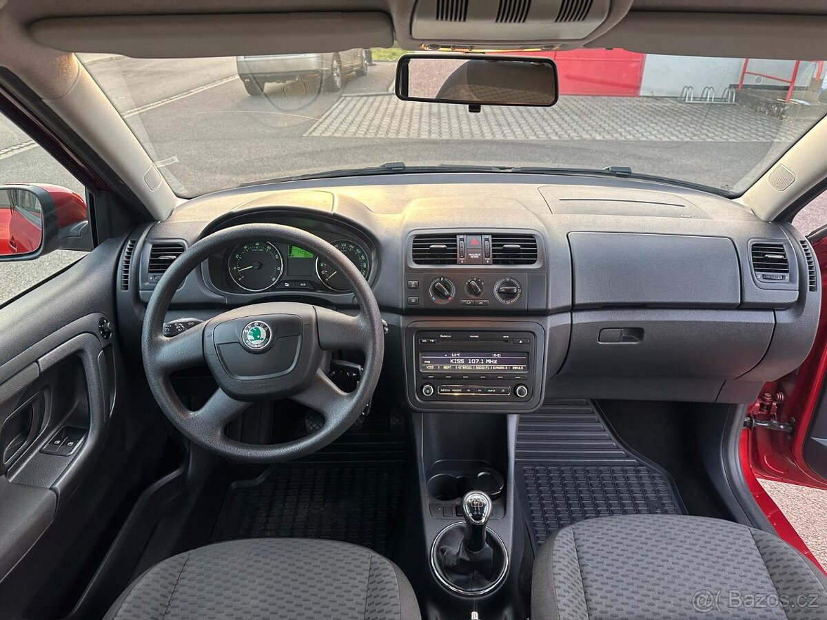 Škoda Fabia Combi 1.2TSi 77kW Ambiente 5/2012 - 8