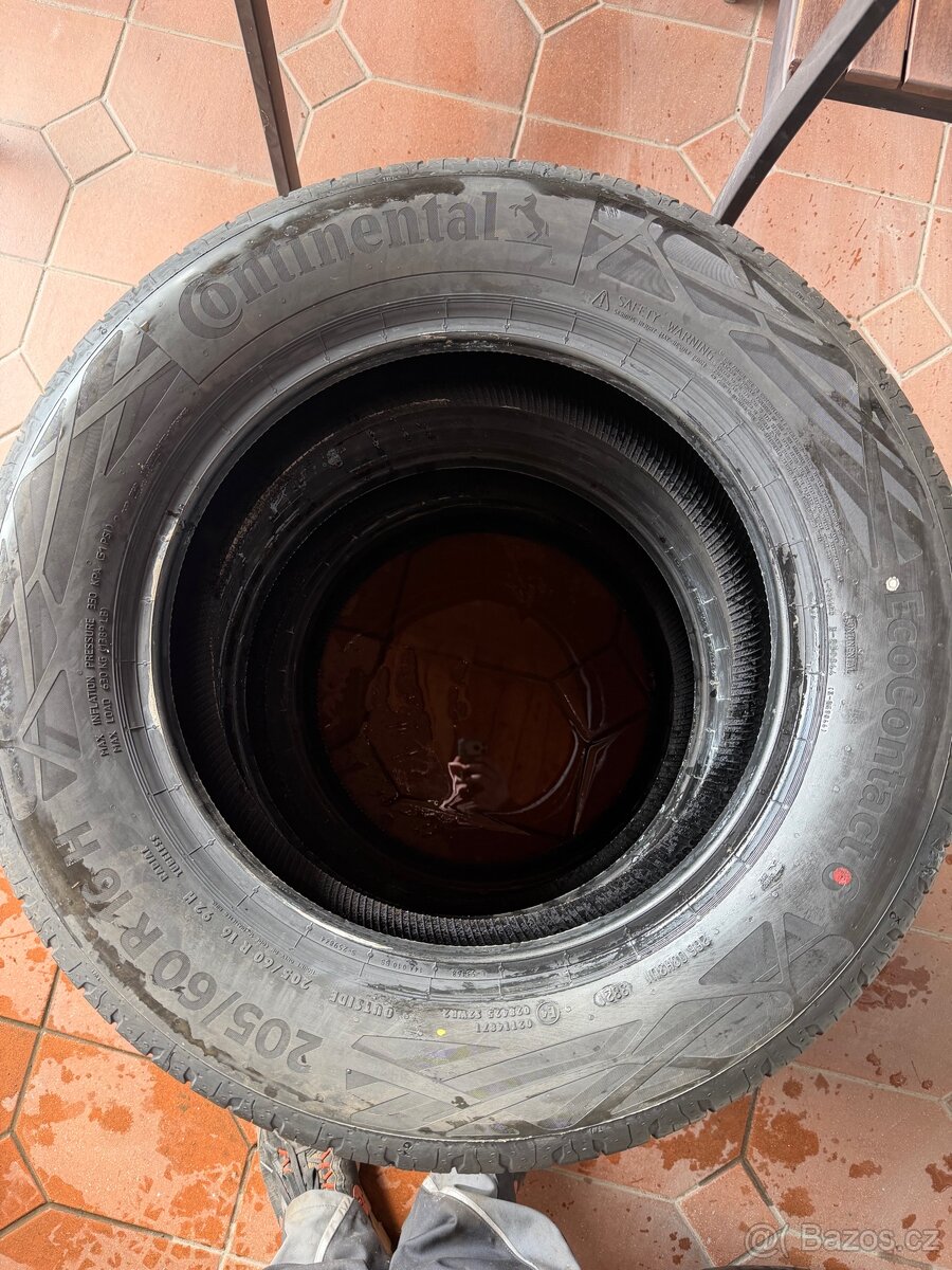 Continental 205/60 R16 - 8