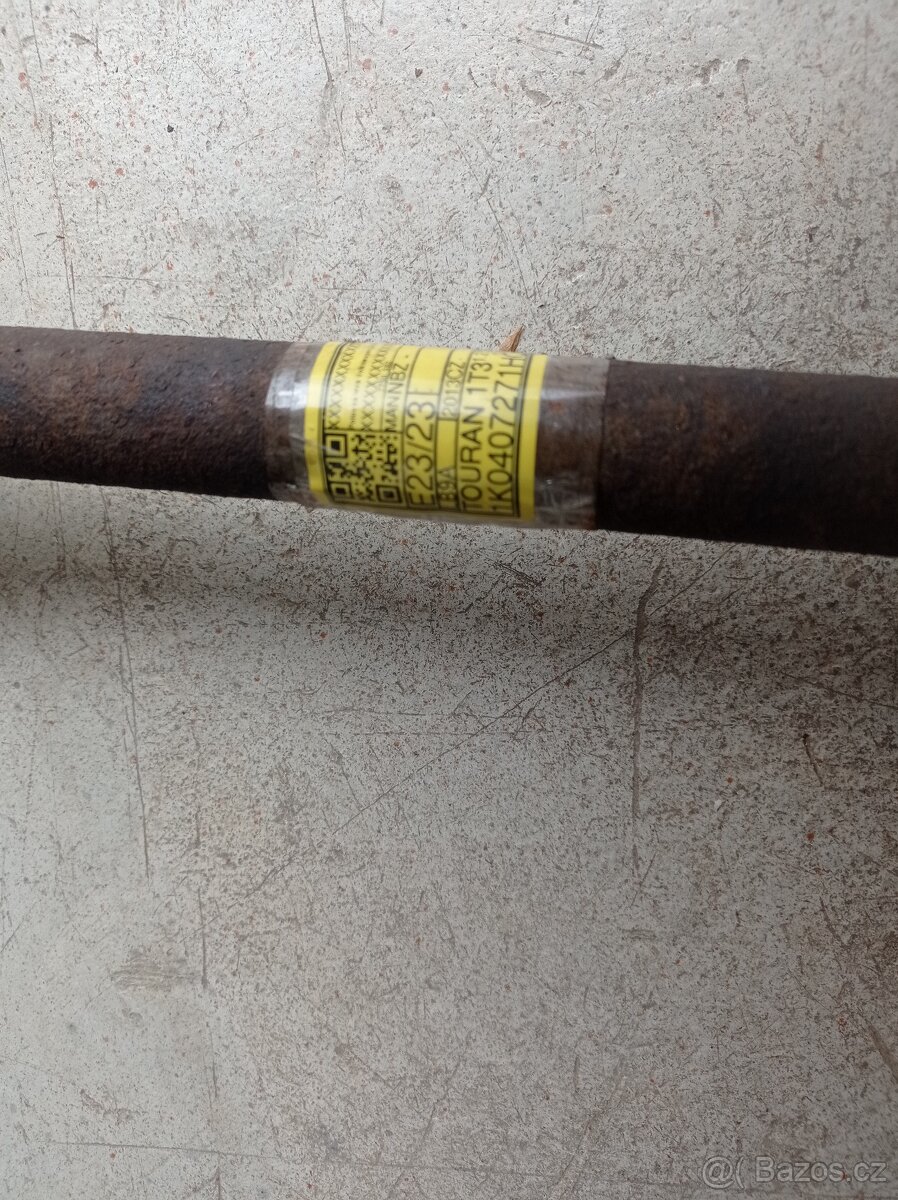 Levá kompletní poloosa - 8