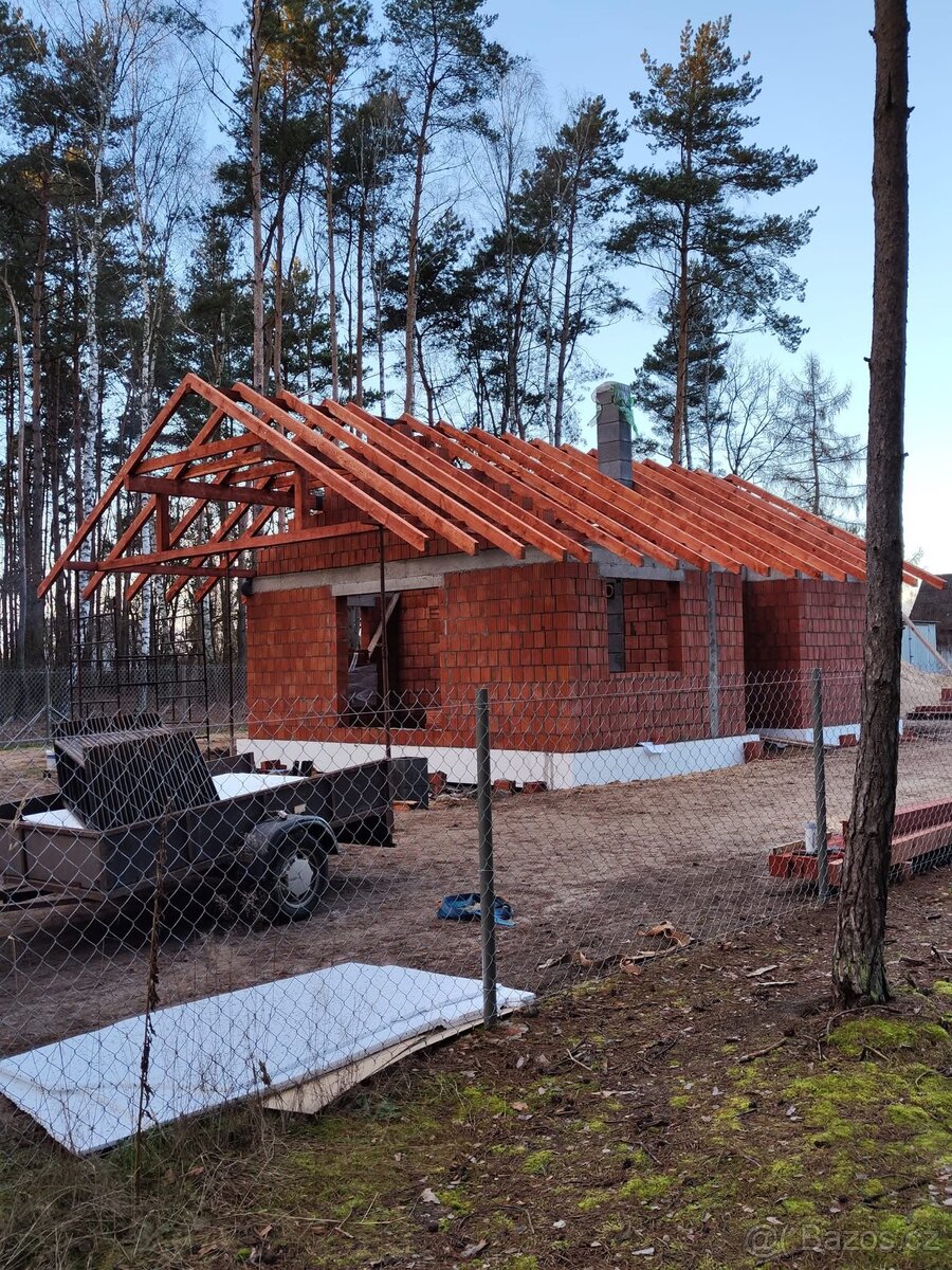 Krovy, vazníky, pergoly, dětská hřiště a další - 8