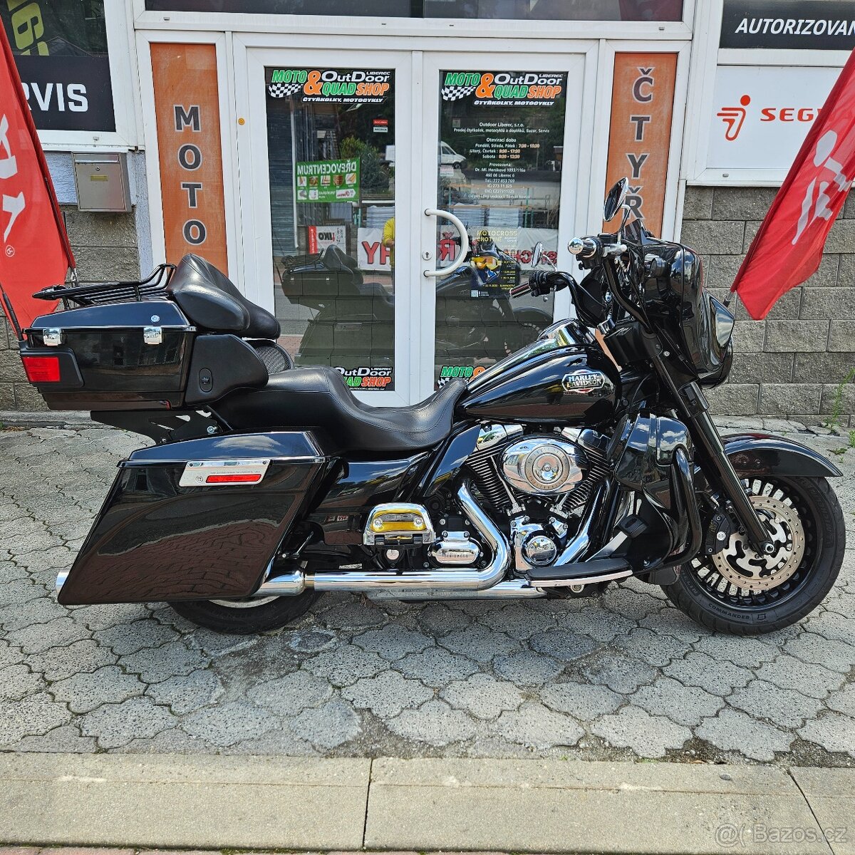 Harley-Davidson FLHTCU Electra Glide Ultra Classic - 8