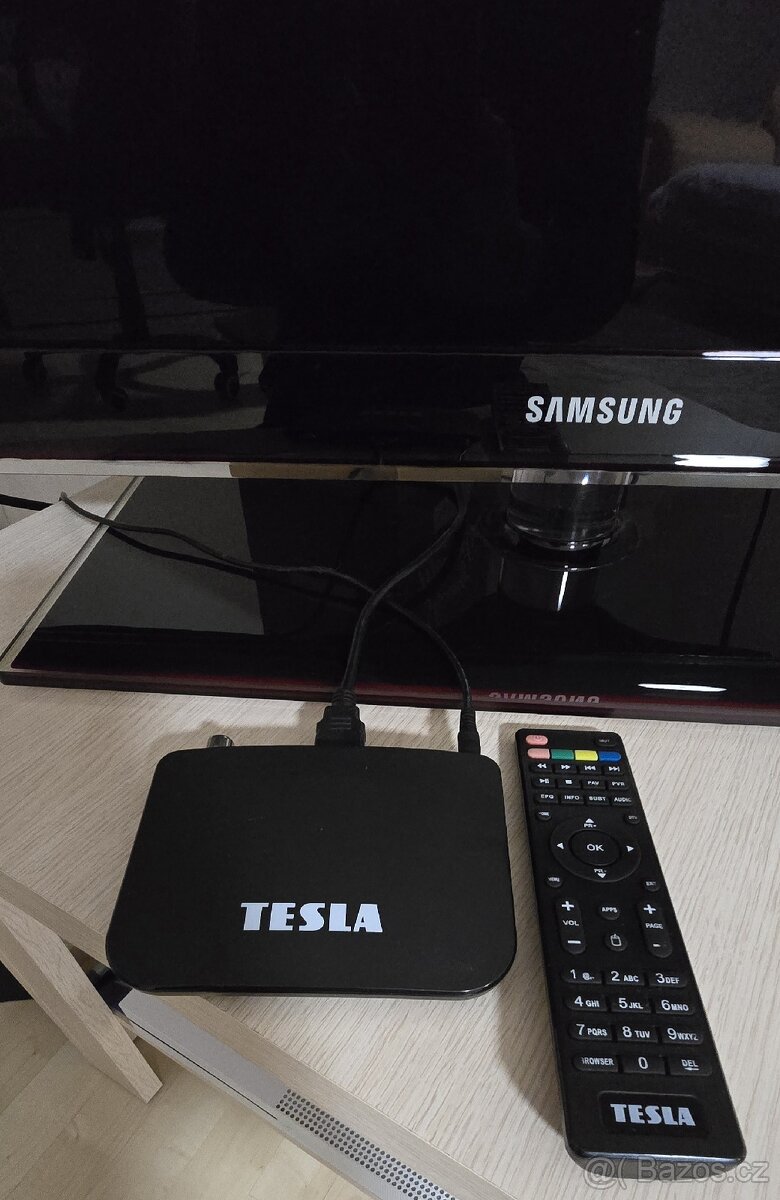 Televize Samsung 102cm + set-top box Tesla TEH-500 Plus - 8