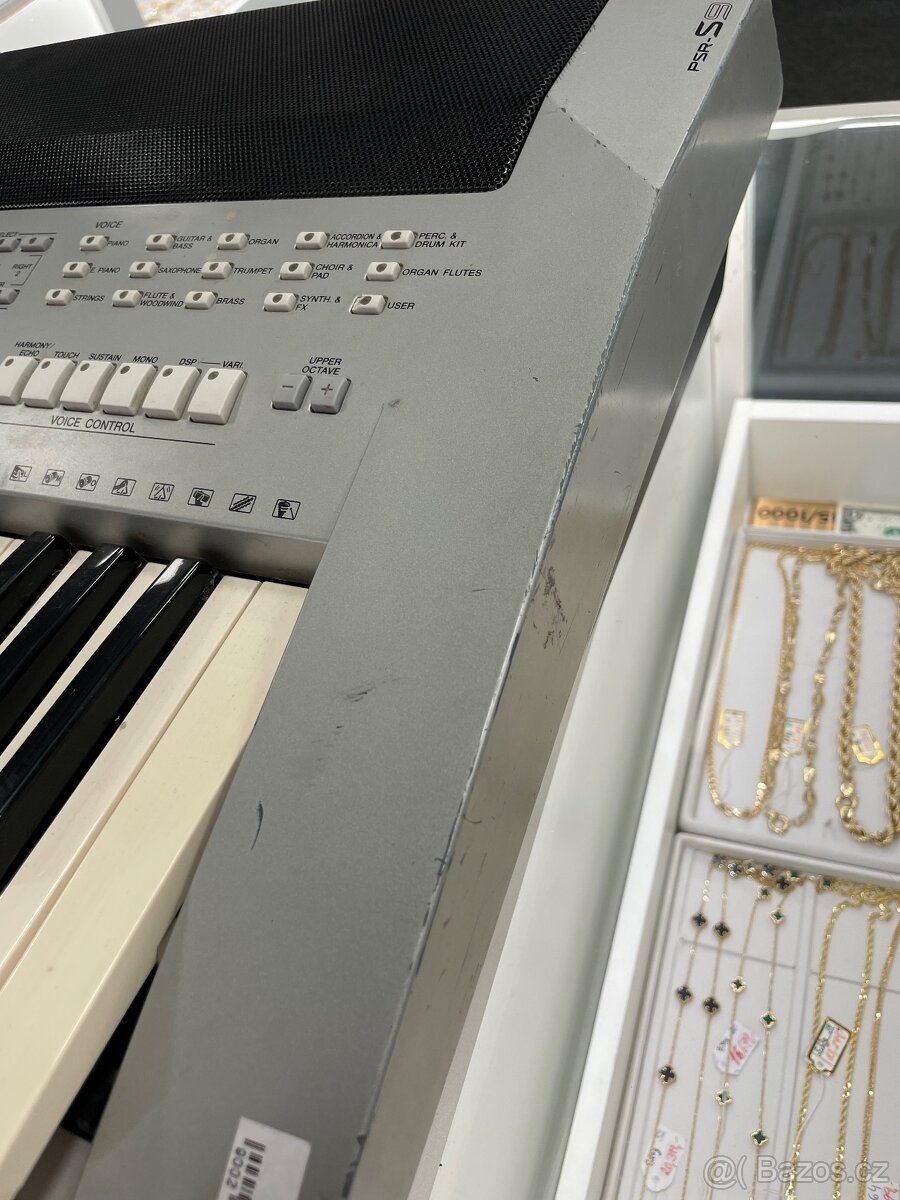 Klávesy Yamaha PSR S910 - 8
