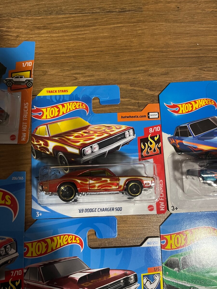 Hotwheels - 8