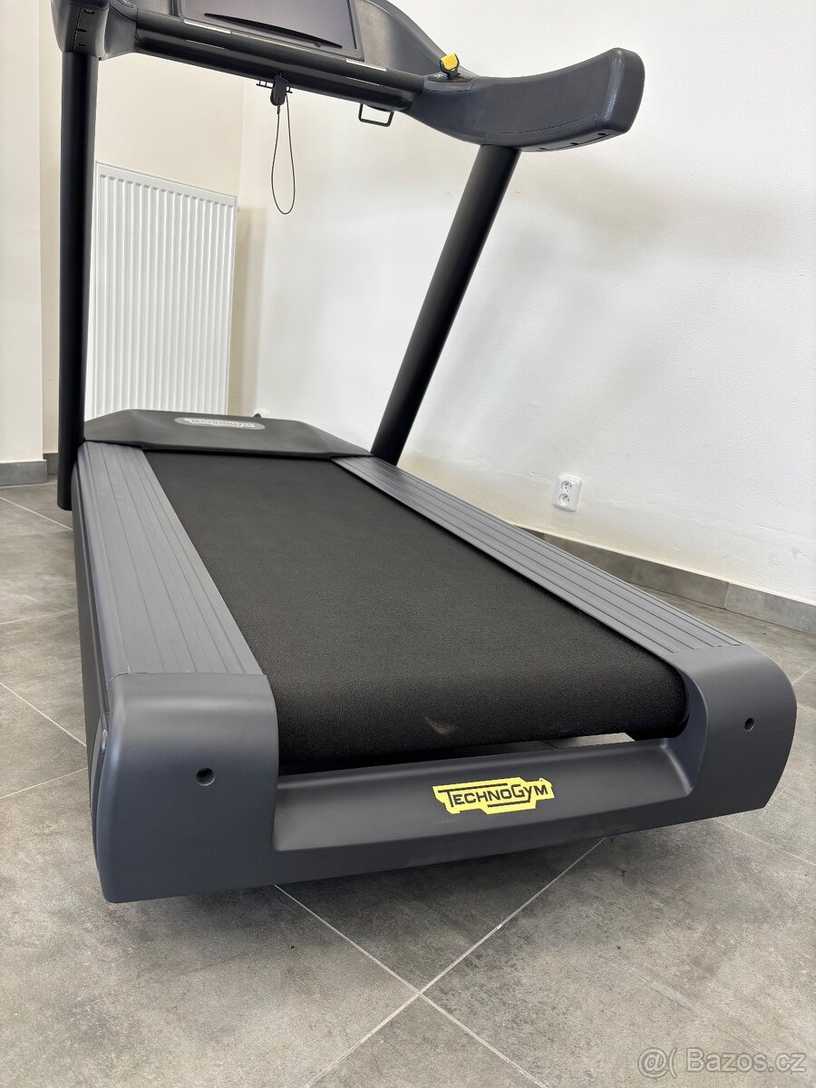 Technogym 1000 LCD- Live software - 8