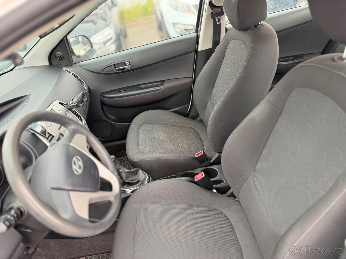 Hyundai I20 r.v.2012 - 8