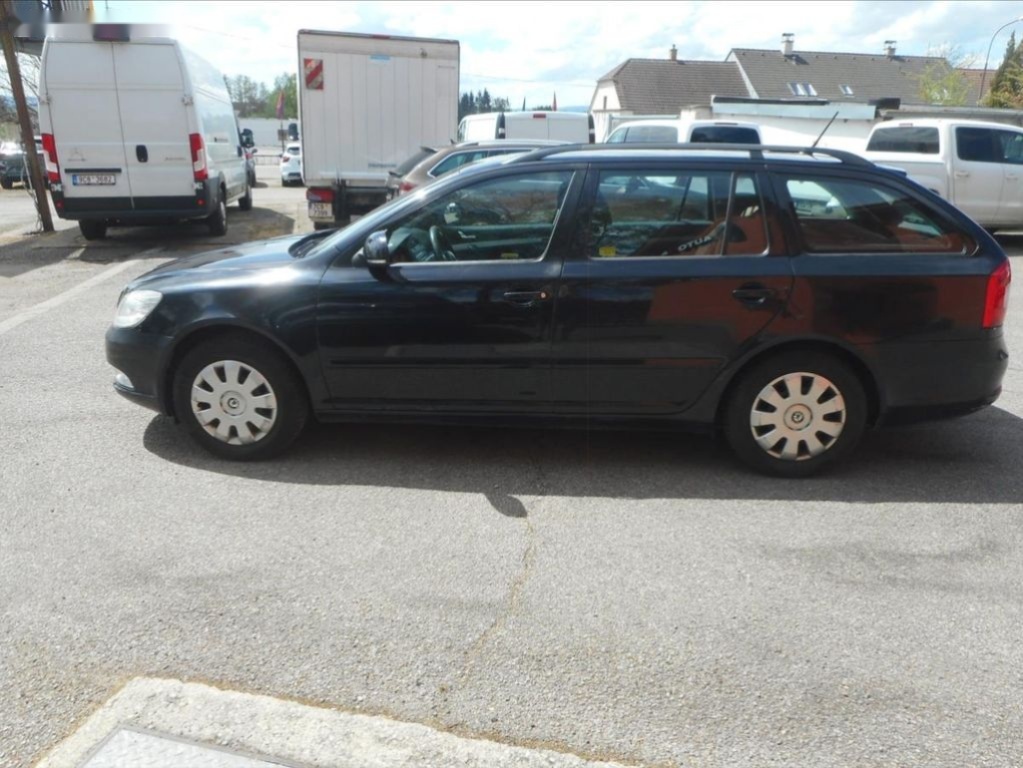 Škoda Octavia,1,6 TDi 1 - 8