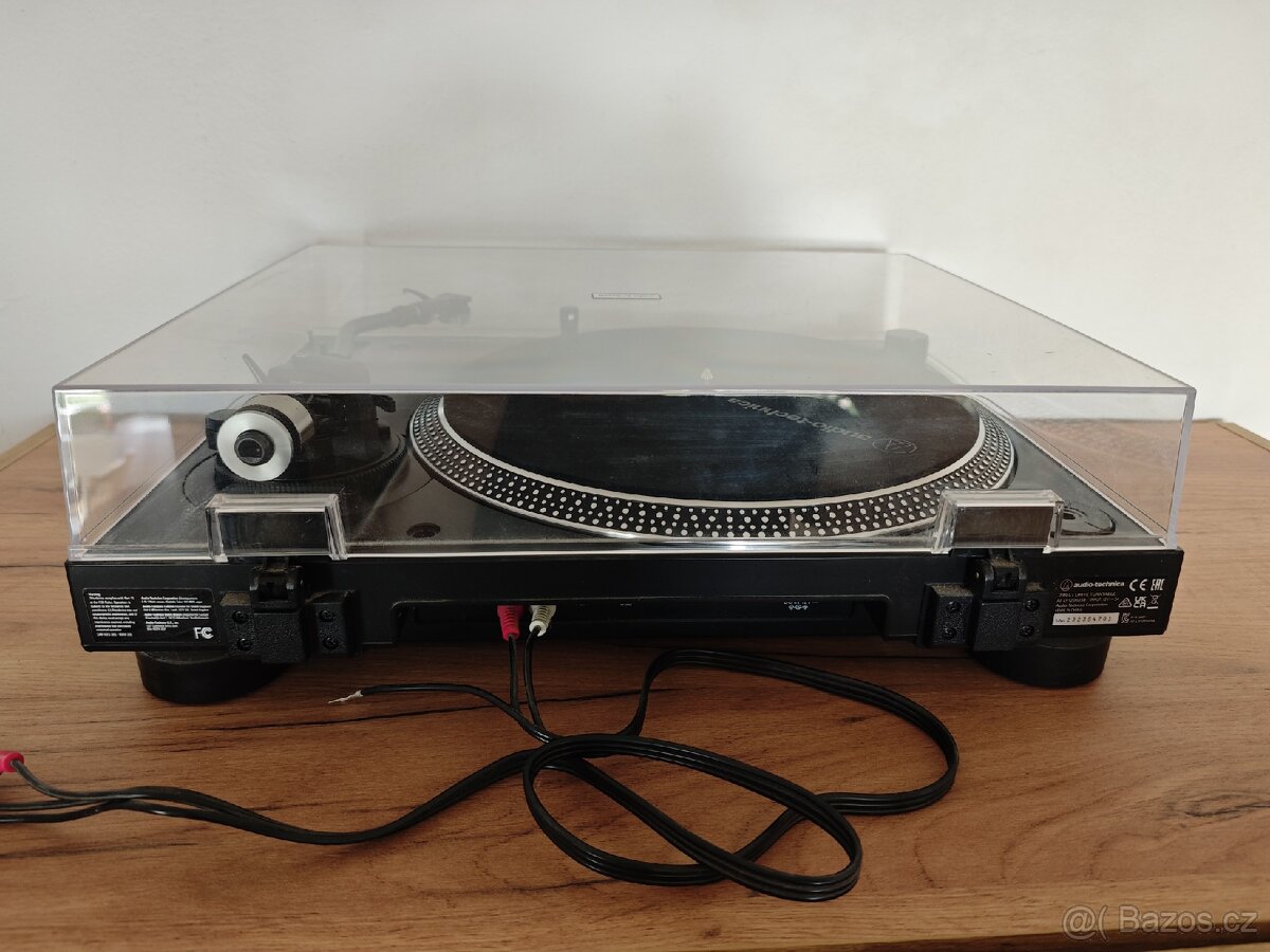 Gramofon Audio-Technica
AT-LP120XUSBBK - 8