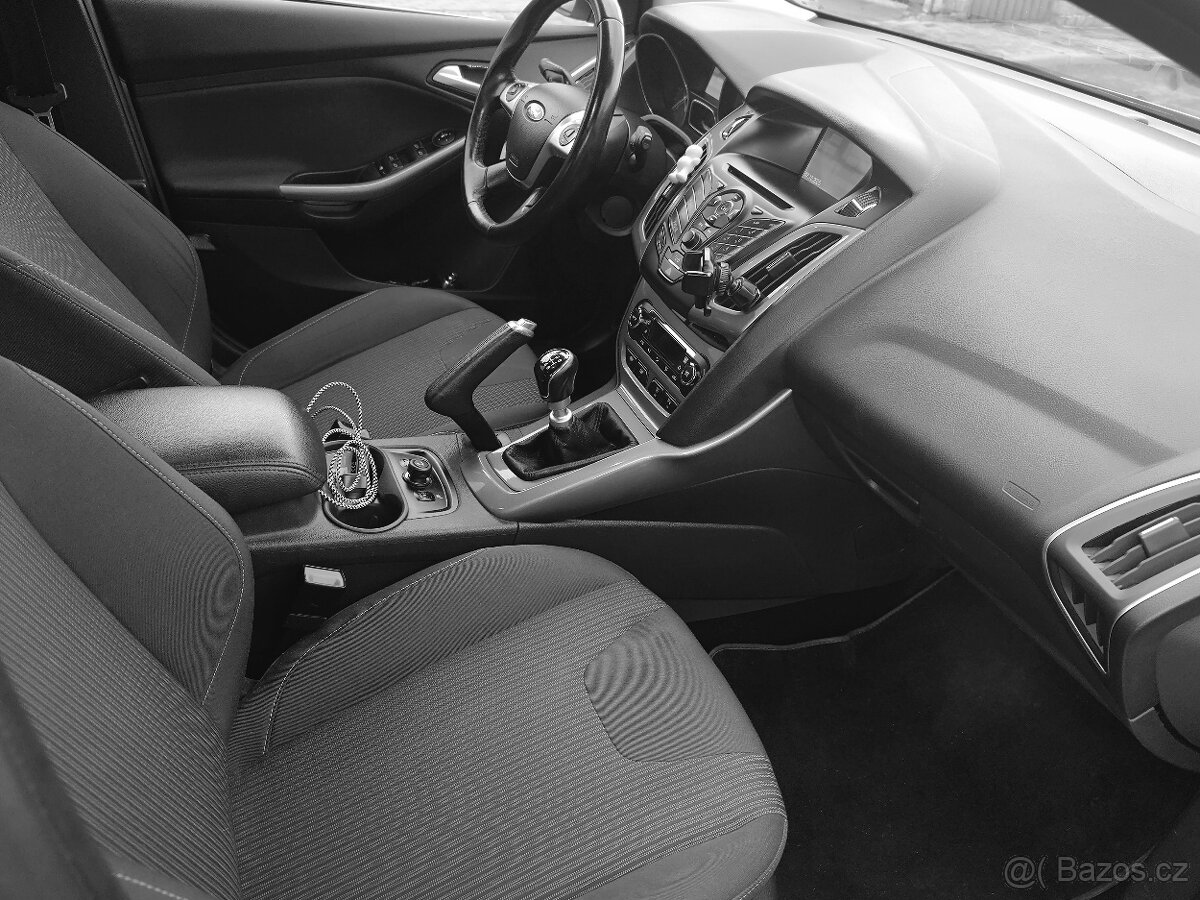 Ford Focus 2.0 tdci 103kw,6q,titanium,2014 - 8