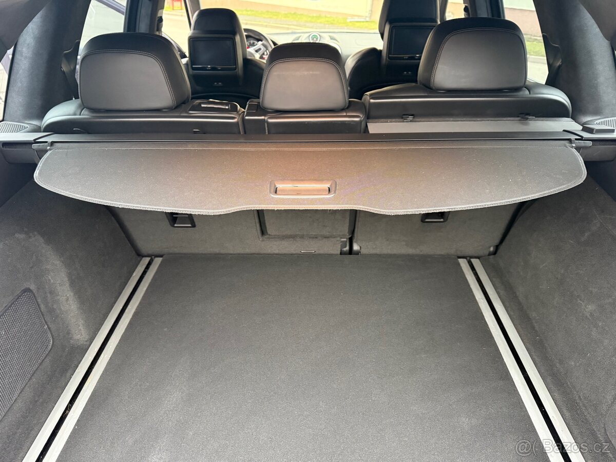 Porsche Cayenne 4.8 V8 - 8