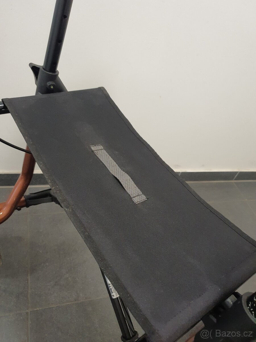 PROFI lehčené ALU chodítko čtyřkolové - 8