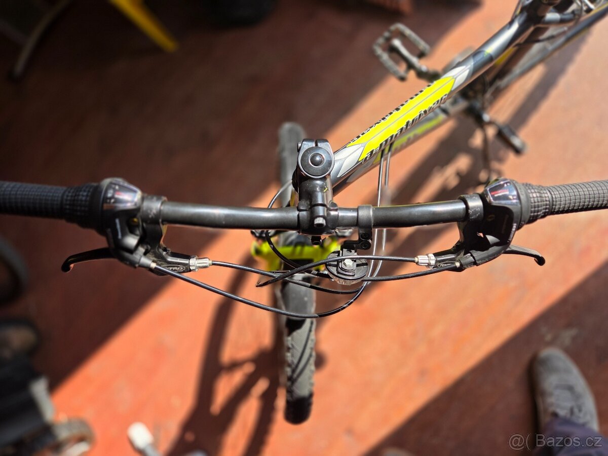 Author a-matrix 26 - 8