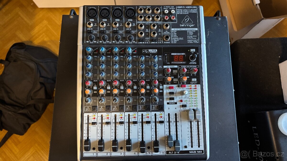 Prodám reprobedny JBL JRX 100 - 8