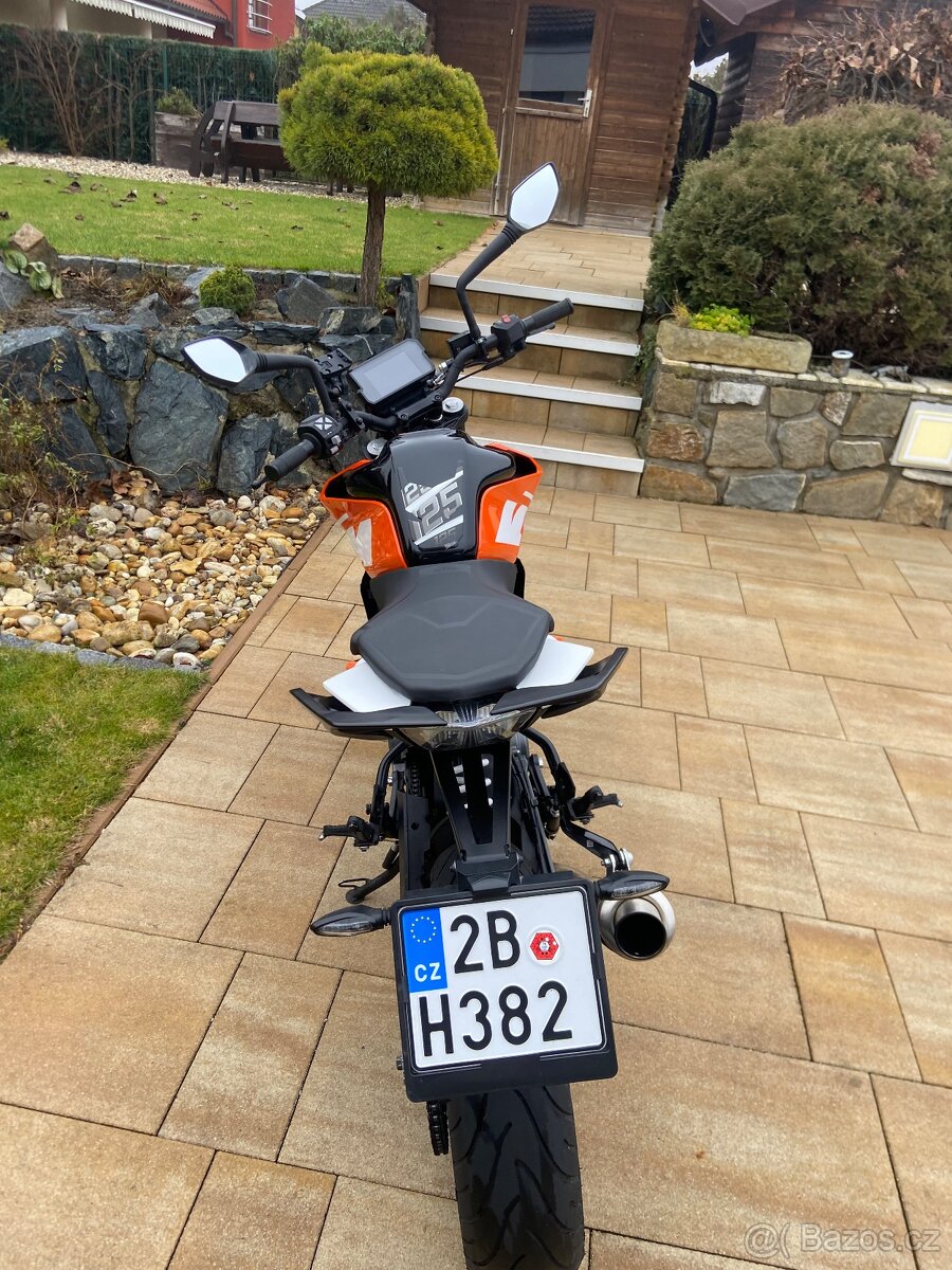 Ktm duke 125 2018 - 8