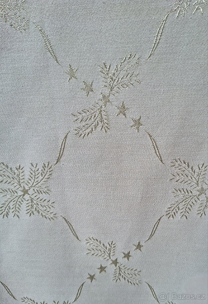 SLAVNOSTNÍ UBRUS vel. 127cm/123cm - 8