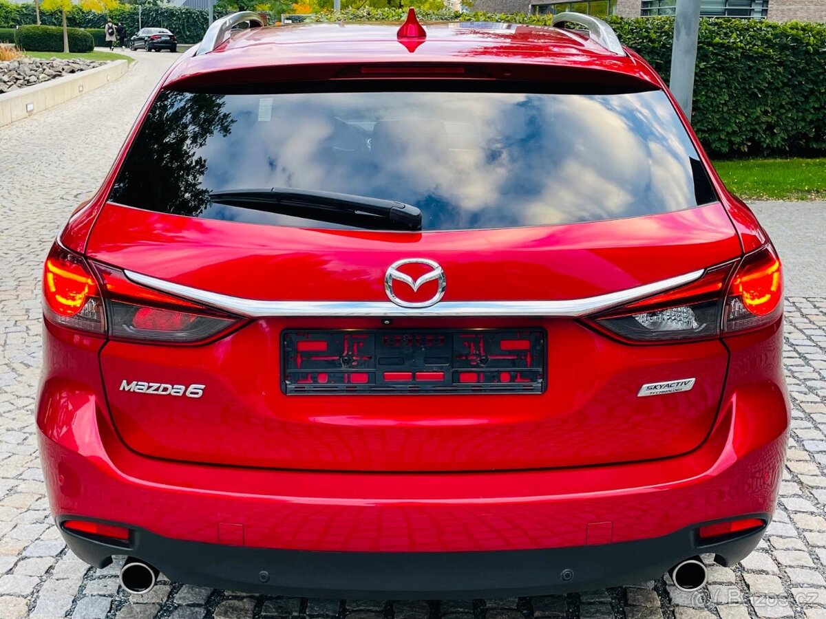 Mazda 6 2.5i 141KW AUTOMAT KAMERA 1.MAJITEL FACELIFT - 8