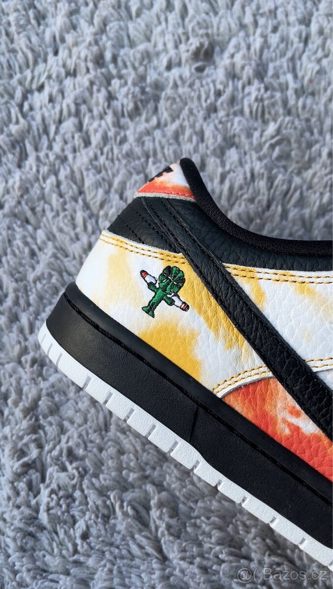 Nike SB Dunk Low Raygun Tie-Dye Black - 8