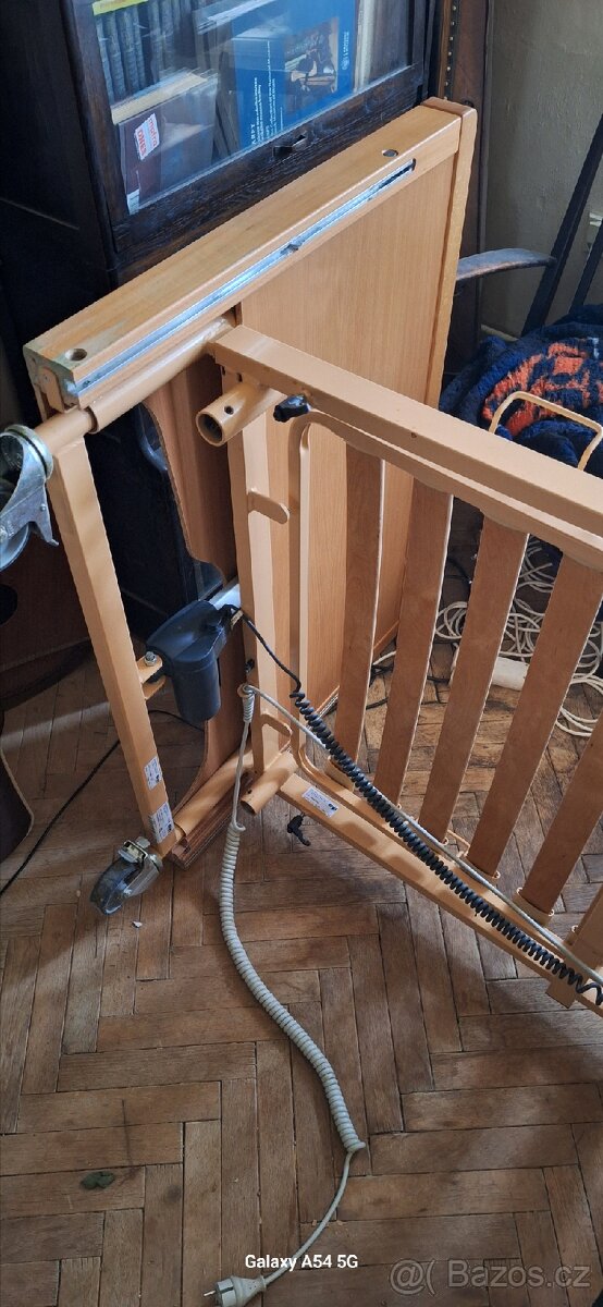 Zdravotní el. polohovací postel. - 8