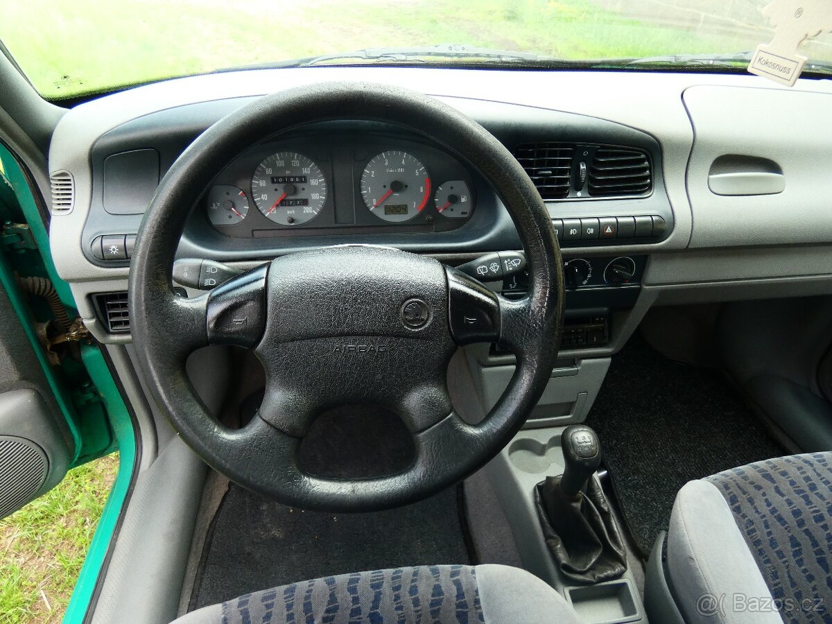 Prodám Š Felicie 1.6 - 8