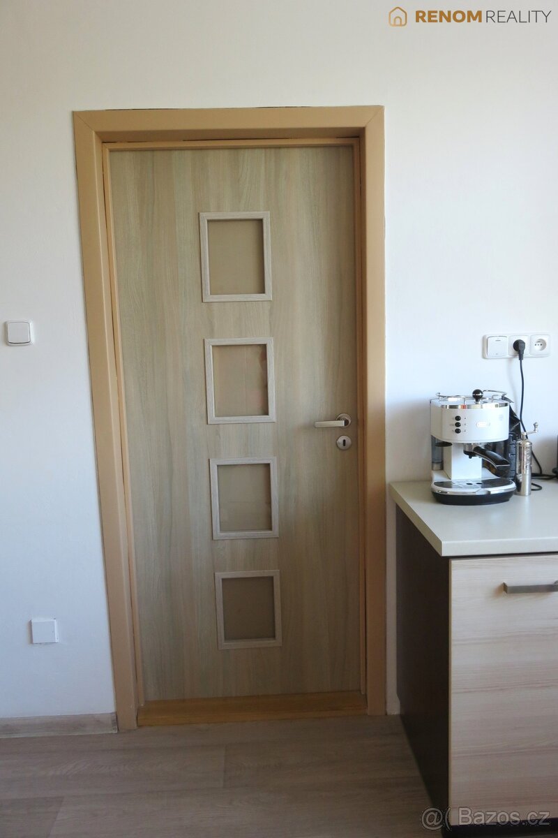 Prodej bytu o dispozici 4+1 s lodžií, ul. Fragnerova, Olomou - 8