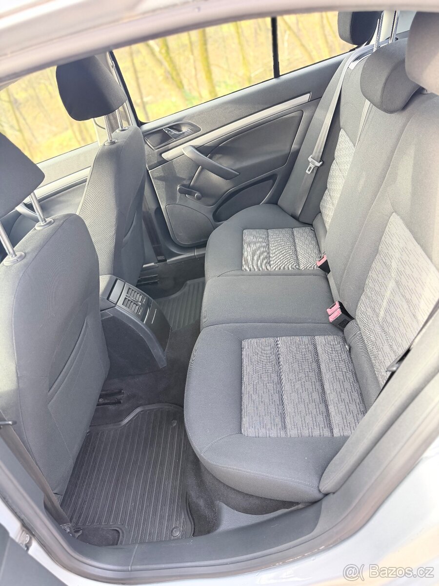 Škoda Octavia II FACE - 8