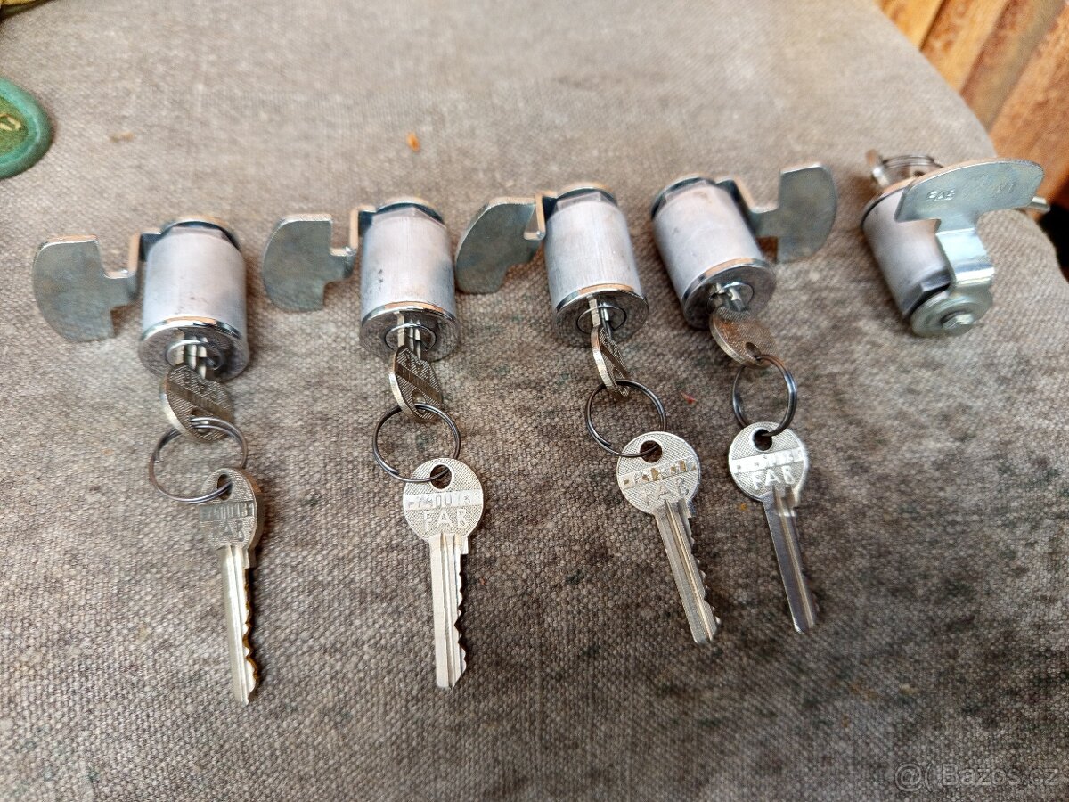 Tatra praga velorex jawa zetor - 8