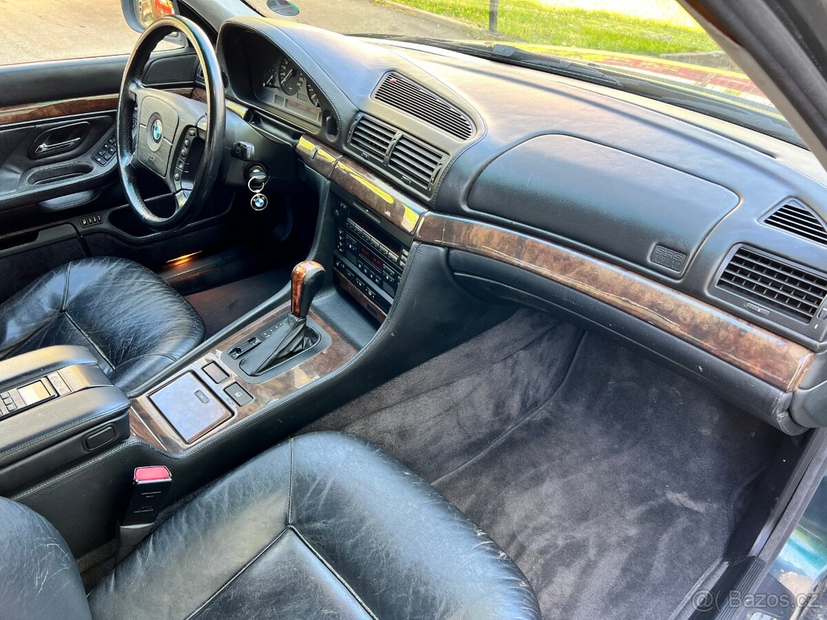BMW Řada 7, 750 il, V12, 240 Kw, E38, pěkný stav - 8