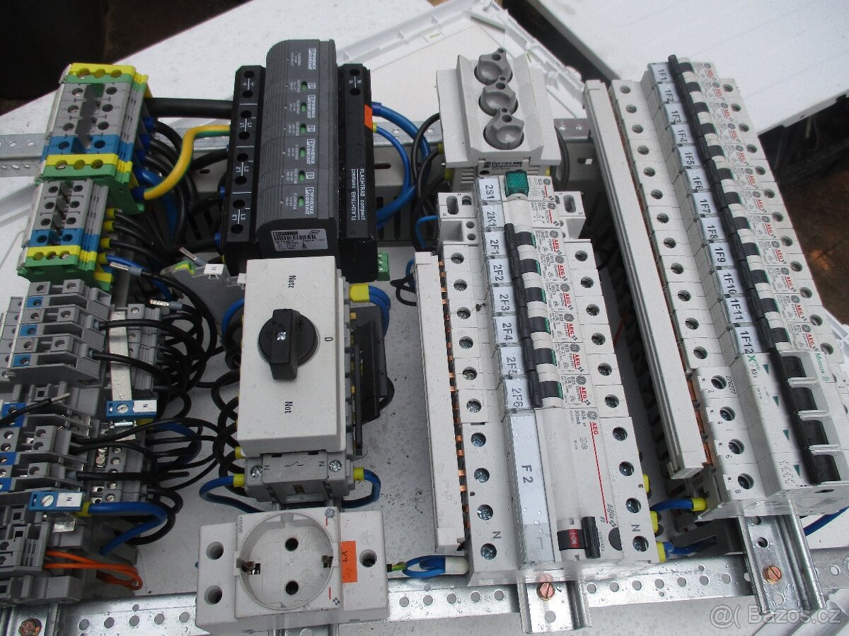 Rozvaděč - svodič přepětí - 8