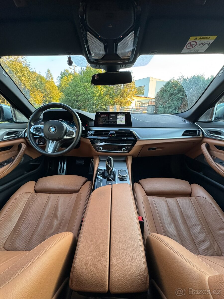 BMW 540i xDrive Limousine - 8