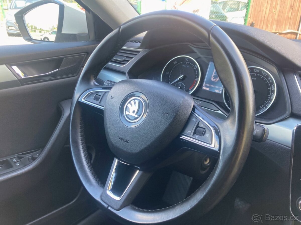Škoda Superb, 2,0 TDi (110kW), původ ČR, tažné, nová STK - 8