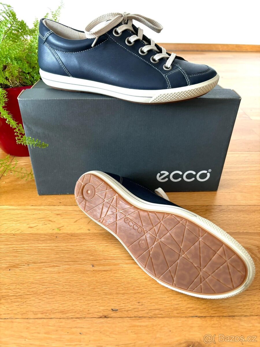 ECCO NOVÉ kožené tenisky 38 - 8