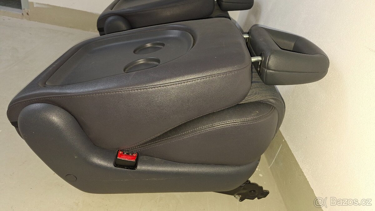 Zadní polokožené sedačky SAG - 8