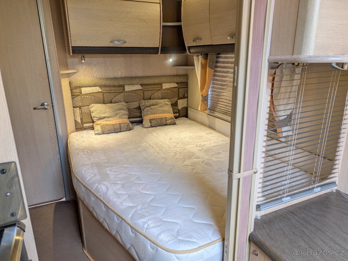 SWIFT STERLING ECCLES 90 RUBY,MOVER,VELKÁ KOUPELNA A POSTEL - 8