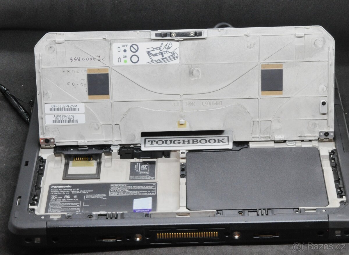 Velký průmyslový tablet Panasonic Toughbook CF-33 - 8