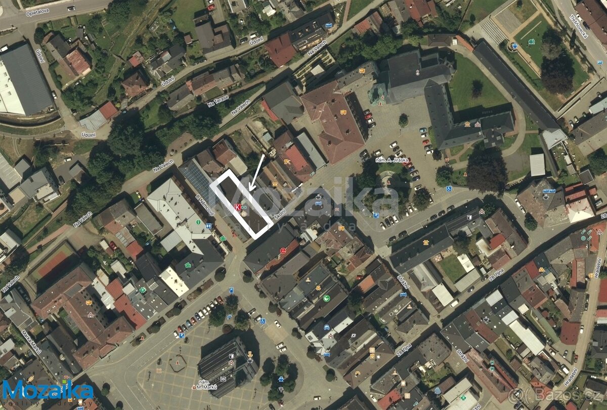 Obchodní dům v centru Lanškrouna. Už. pl. 704m2 - 8