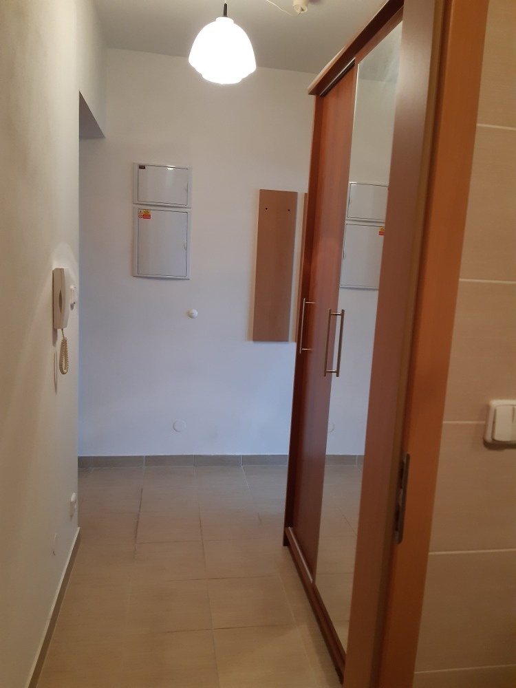 Pronájem bytu 1+kk Mníšek p.Brdy - 8