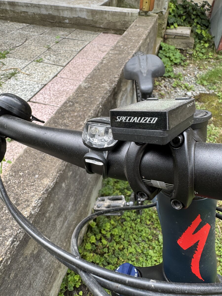 Horské šlapací kolo Specialized - 8