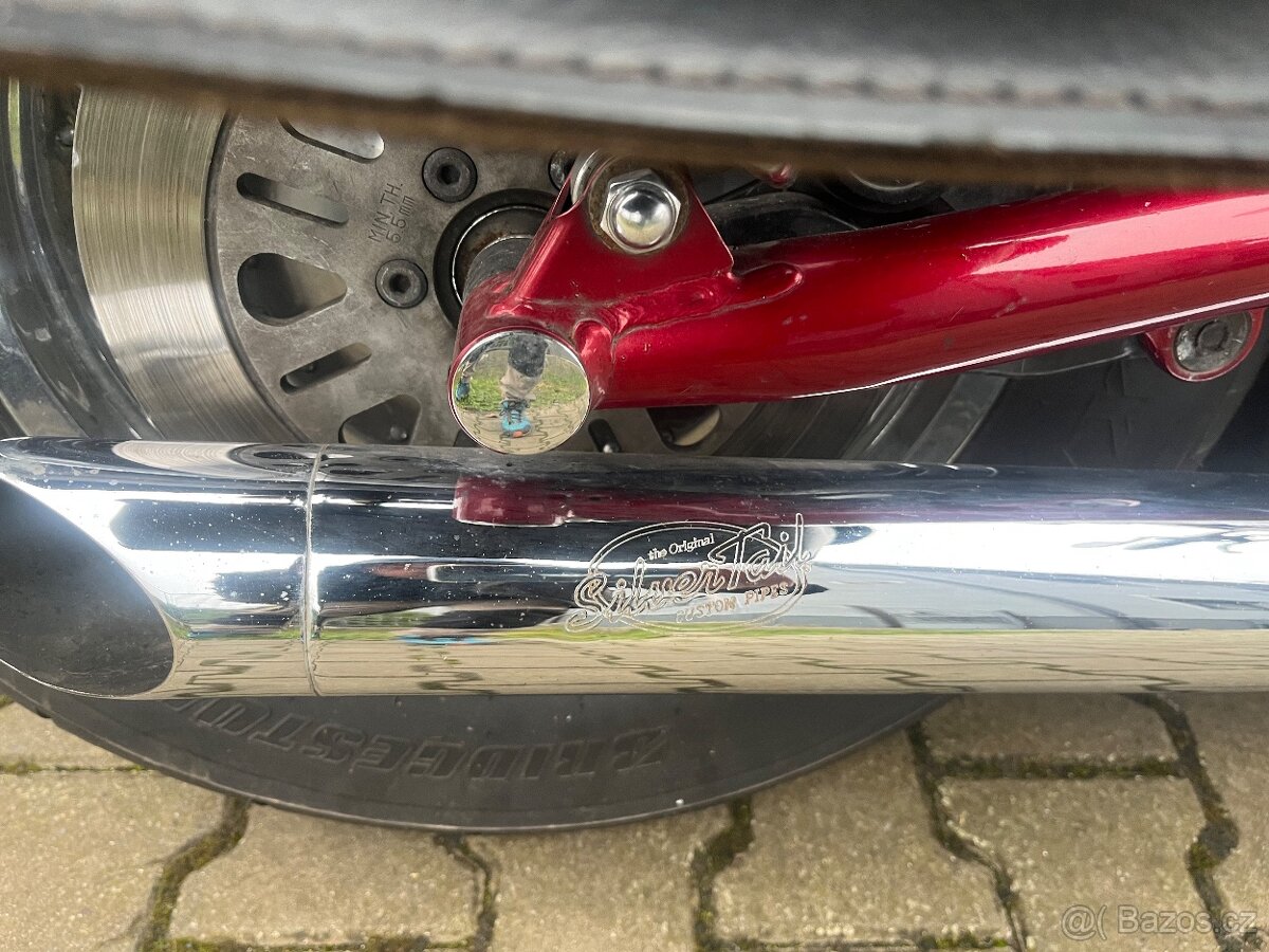 Suzuki VS 1400 Intruder - 8